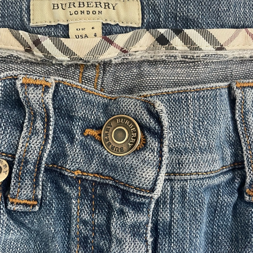 Burberry London Low Rise Jeans